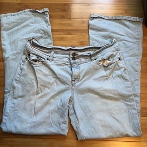 Bell bottoms/ flare jeans tag missing size 37=size 16